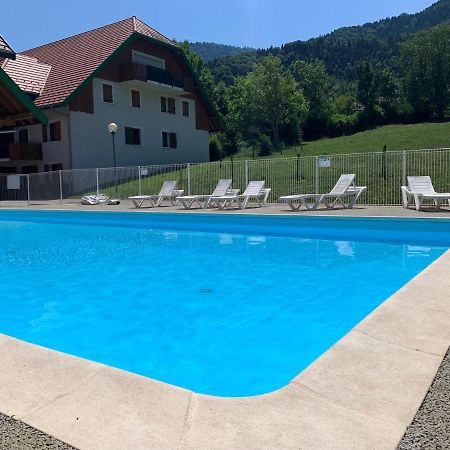 Giez Petit Cocon Entre Lac, Golf Et Montagne, Proche D'Annecy מראה חיצוני תמונה