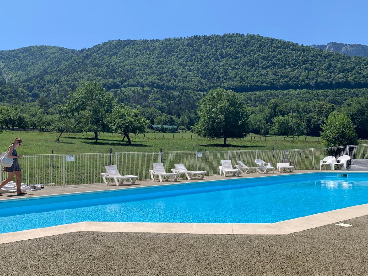 Giez Petit Cocon Entre Lac, Golf Et Montagne, Proche D'Annecy מראה חיצוני תמונה